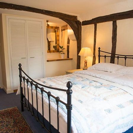 Meddlars A Historic Cottage On The Countryside Edge Of A Vibrant Market Town Hadleigh  Exterior foto